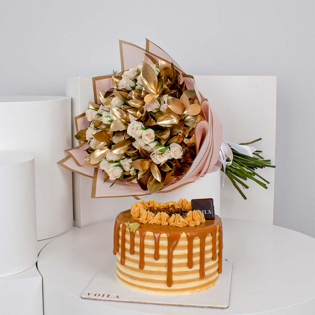 Voila caramel cake and Baby roses